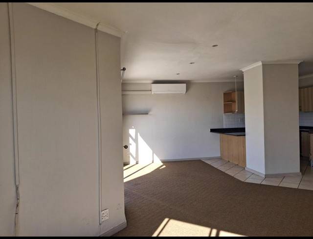 2 BEDROOM PROPERTY TO RENT IN VREDEHOEK